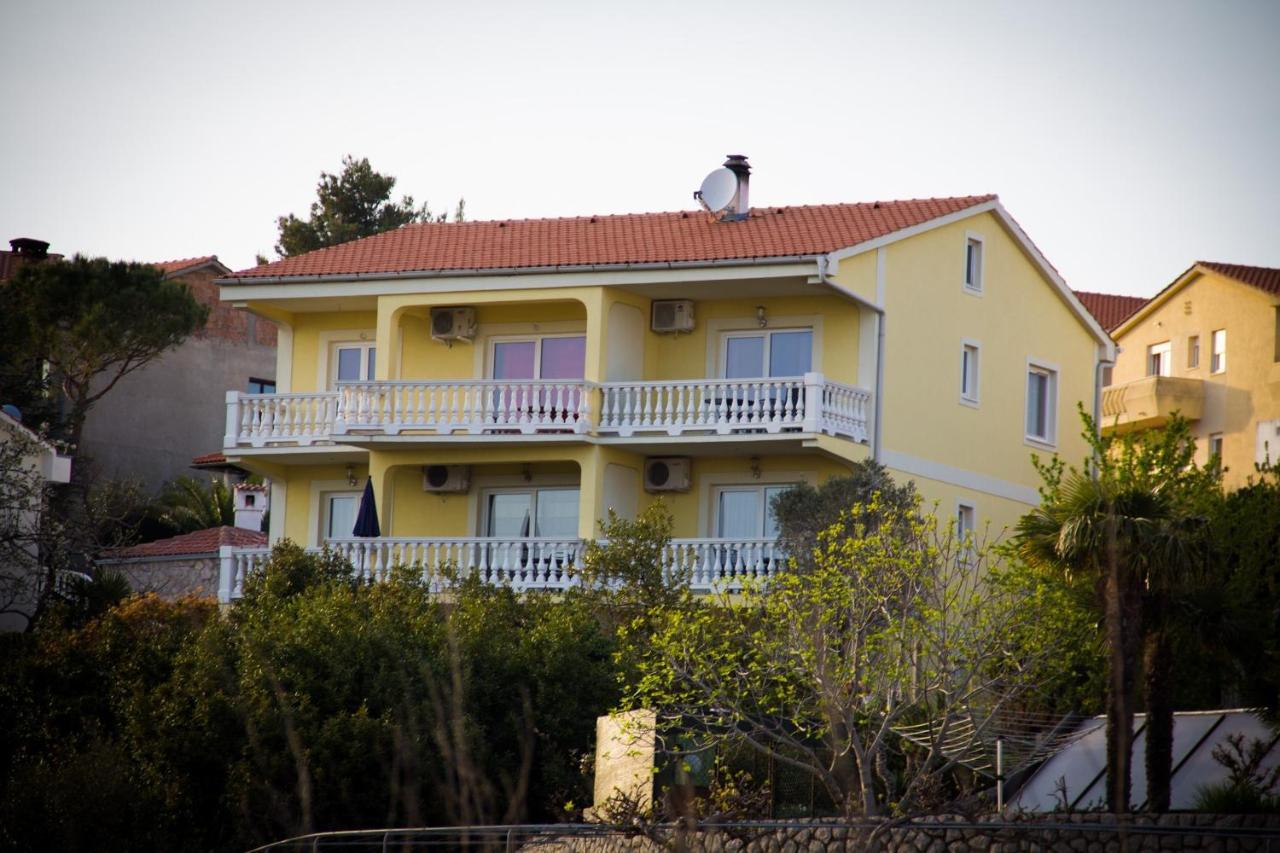 Janja Apartamento Krk Island Exterior foto